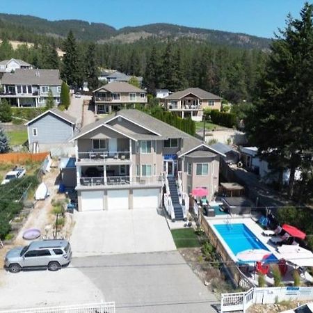 Salish B&B And Spa Уест Келоуна Екстериор снимка