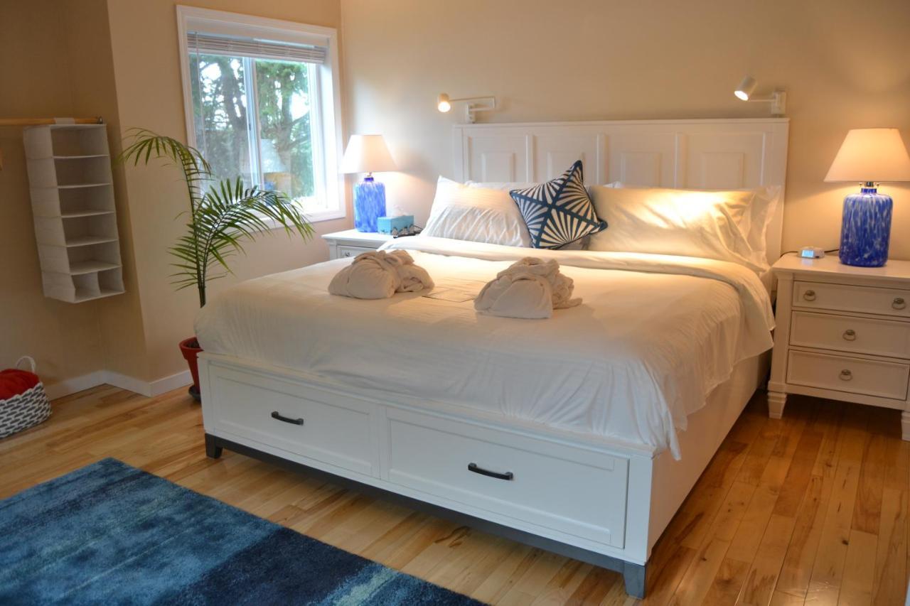 Salish B&B And Spa Уест Келоуна Екстериор снимка